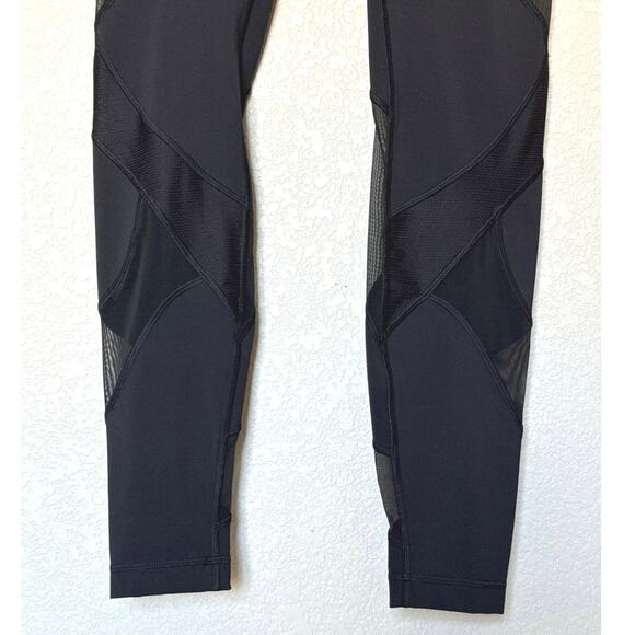 Lululemon Wunder Under High-Rise Tight 28" Women’s Size 6 Mesh Black EUC - Picture 10 of 13